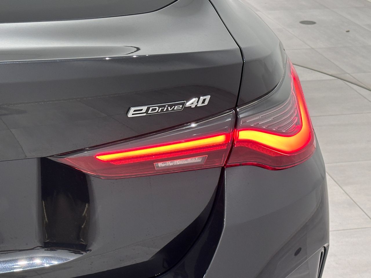 G26 i4 eDrive40 RHD