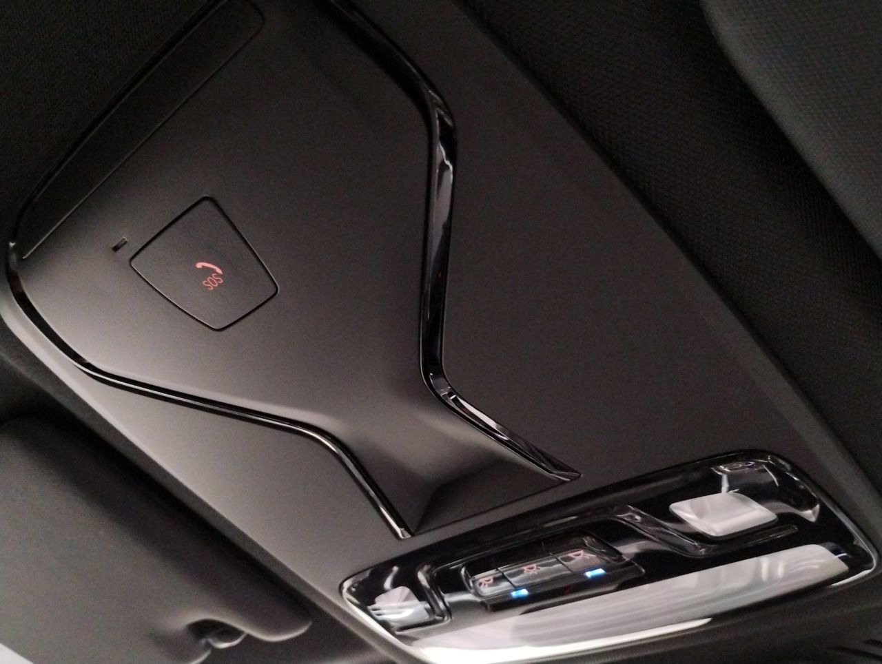 G20 320i Saloon LCI RHD MX