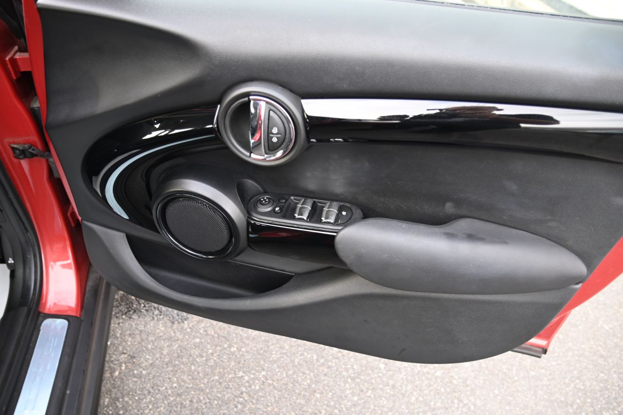 F55 MINI Cooper 5-Door Hatch LCI