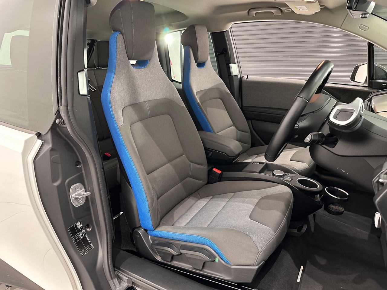 BMW i3 94Ah (with Range Extender) LCI