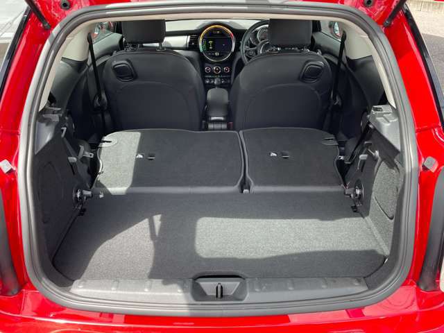 F56 COOPER D (AT)