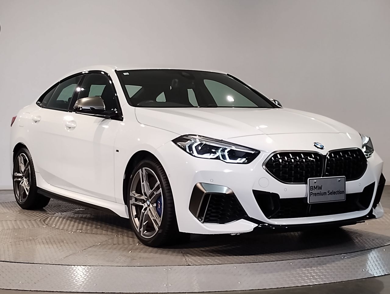F4* **35i xDrive **** ***** B48 2.0i