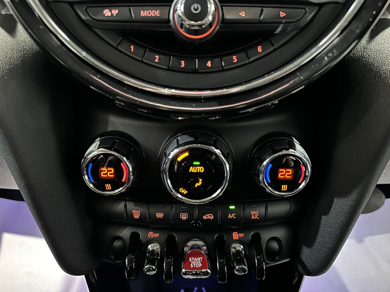 F55 COOPER S D(AT)