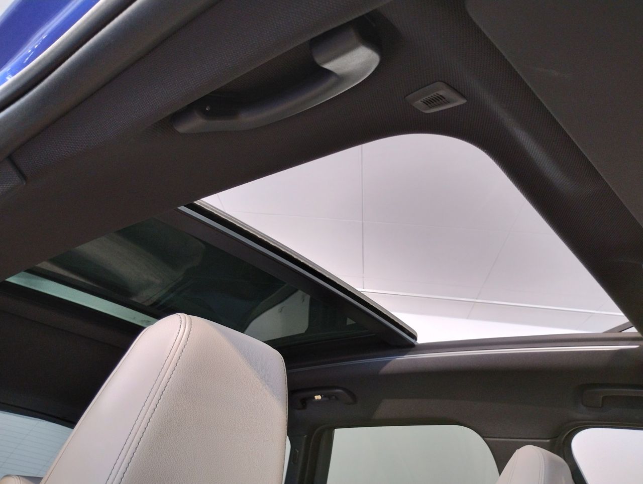 U11 iX1 xDrive30