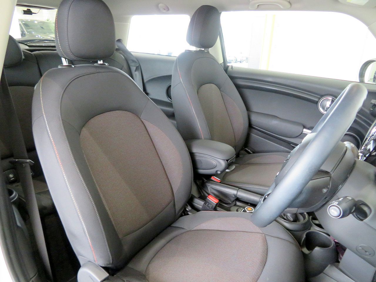MINI Cooper D 3-Door Hatch