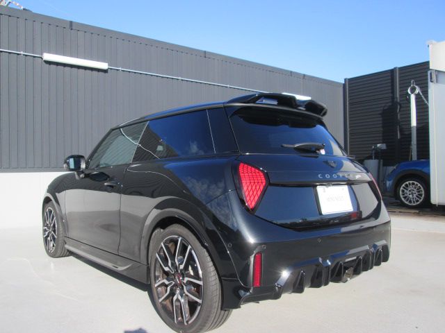 F66 MINI John Cooper Works
