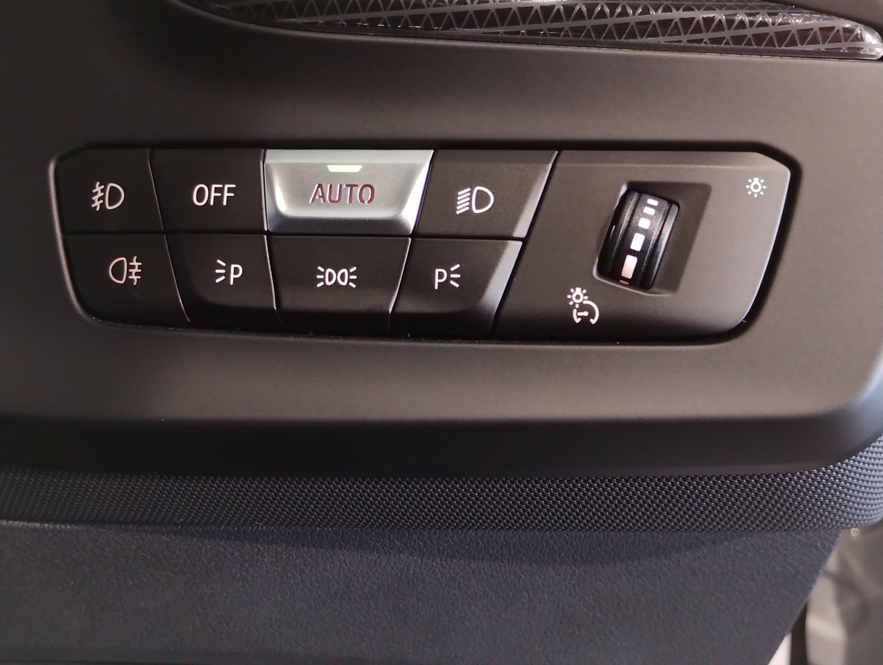 F40 118d Sports Hatch 5-door B47 2.0d