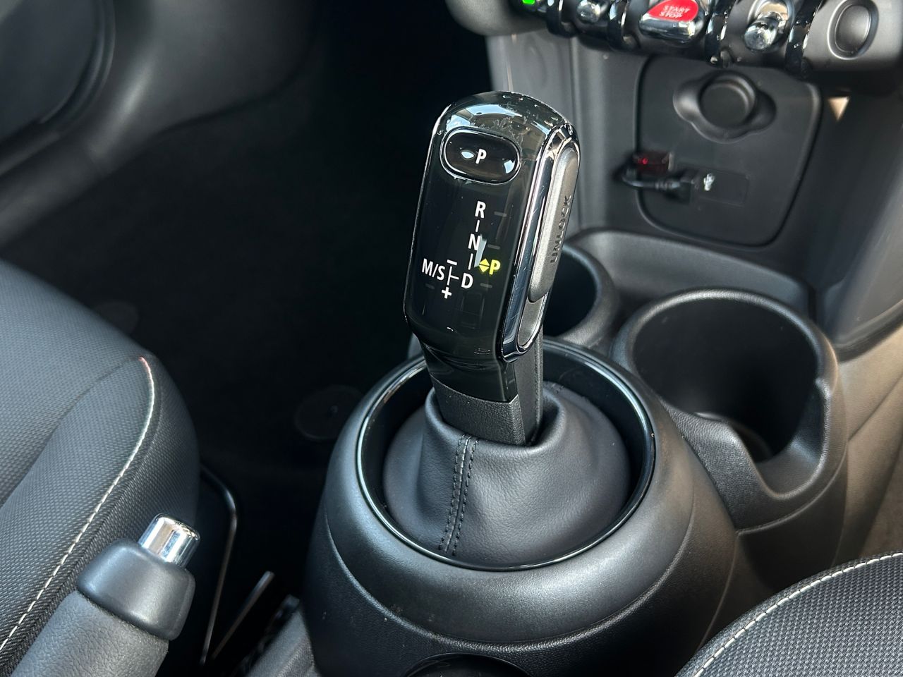 F56 MINI Cooper 3-Door Hatch LCI