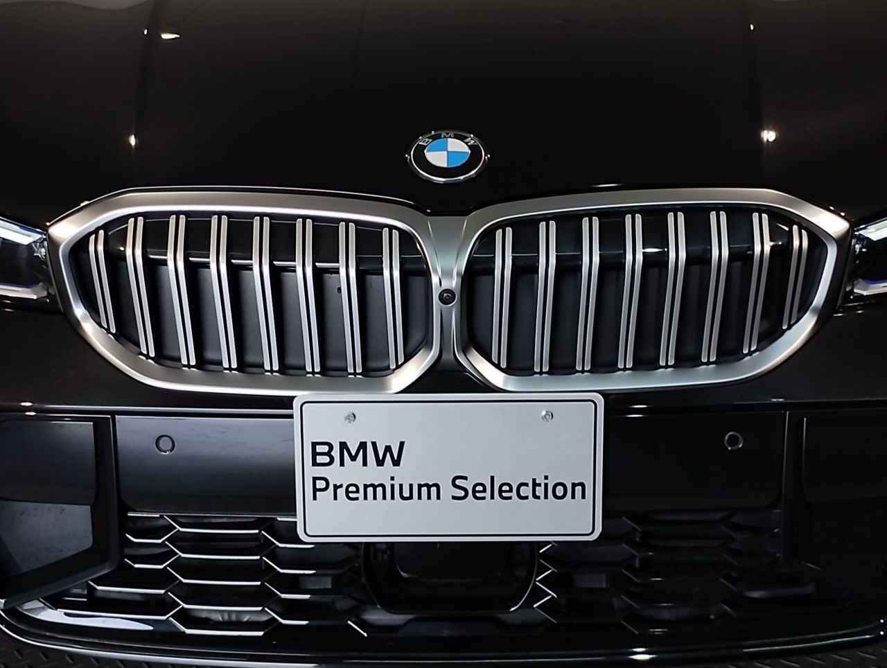 320d xDrive Berline RHD