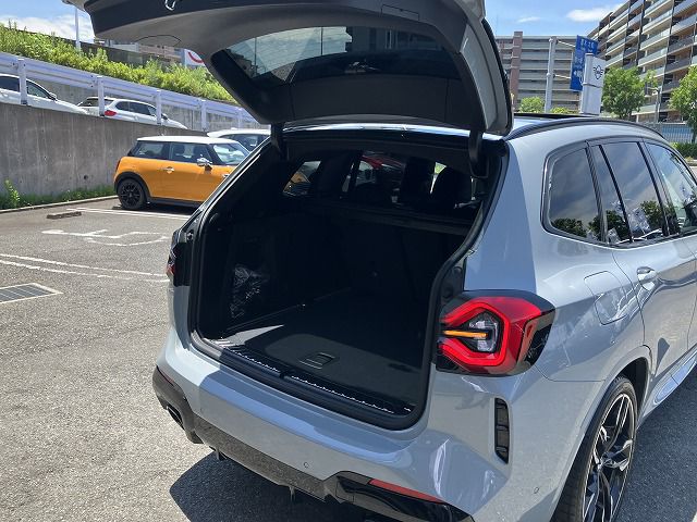 G01 X3 M40i RHD LCI ZA