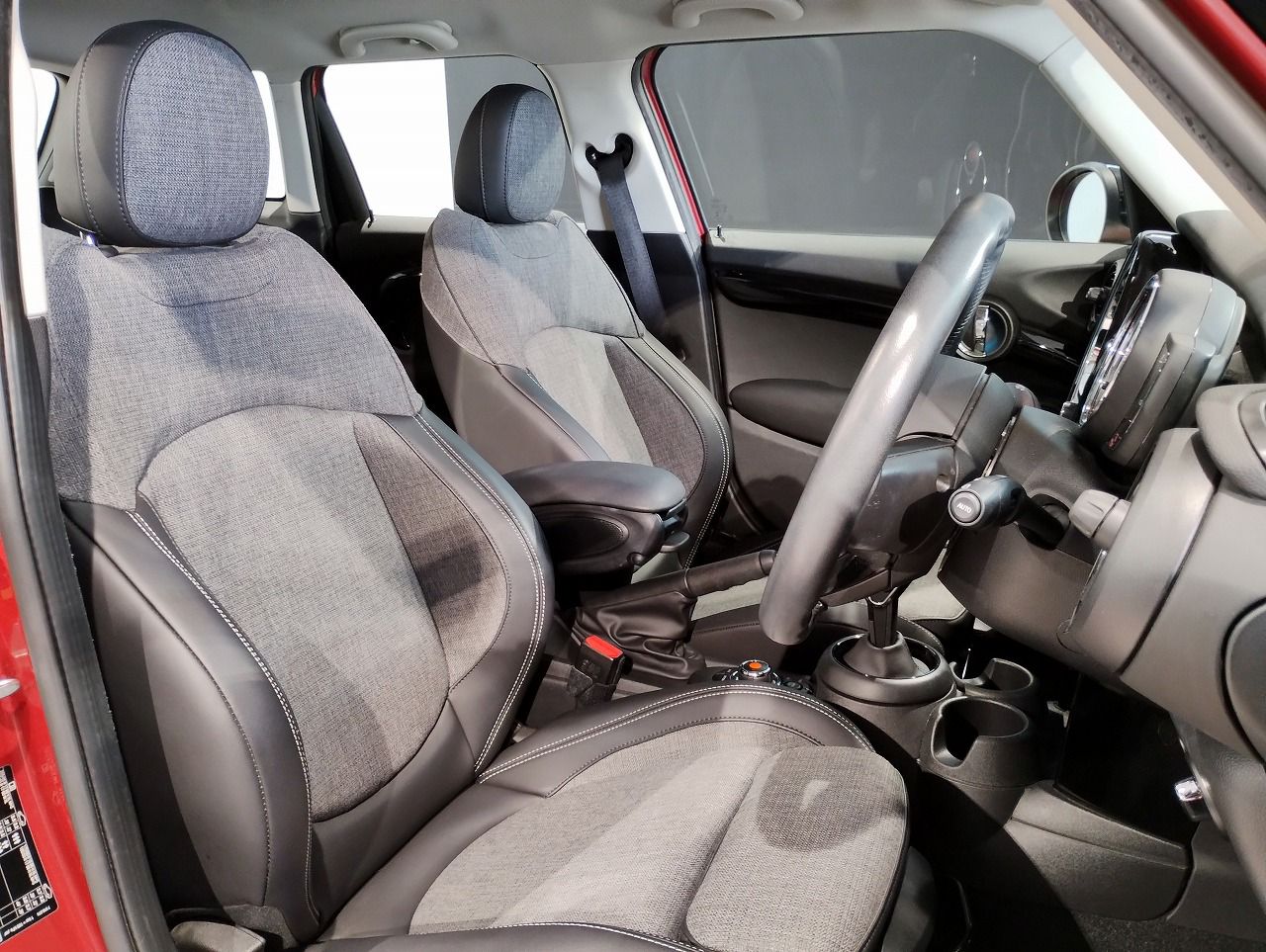F55 MINI Cooper 5-Door Hatch LCI
