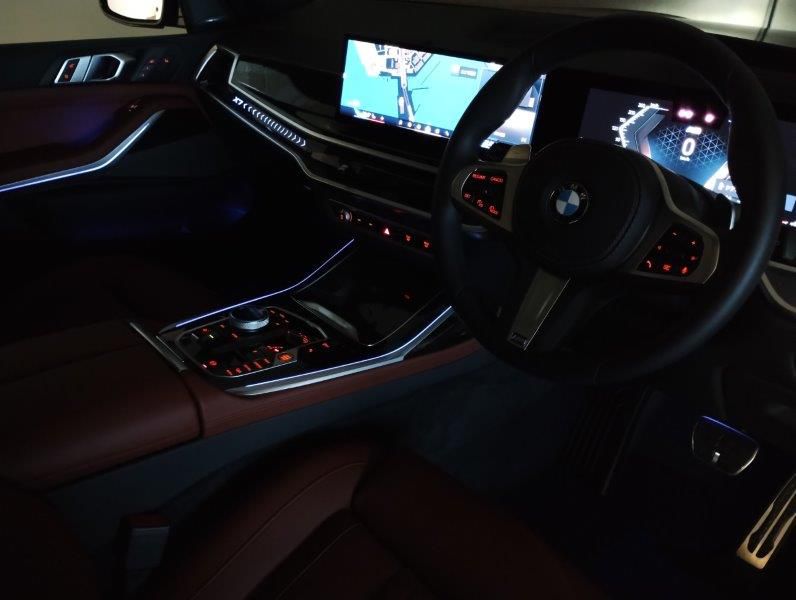 X7 xDrive40d RHD US