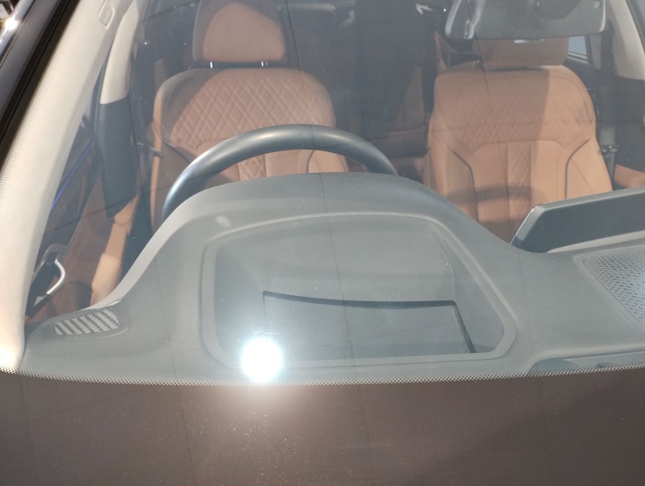 G12 740Li Saloon LCI