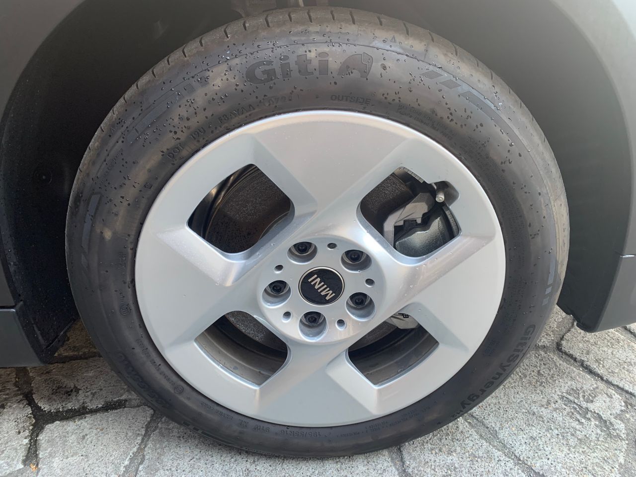 F66 MINI Cooper C 3Dr