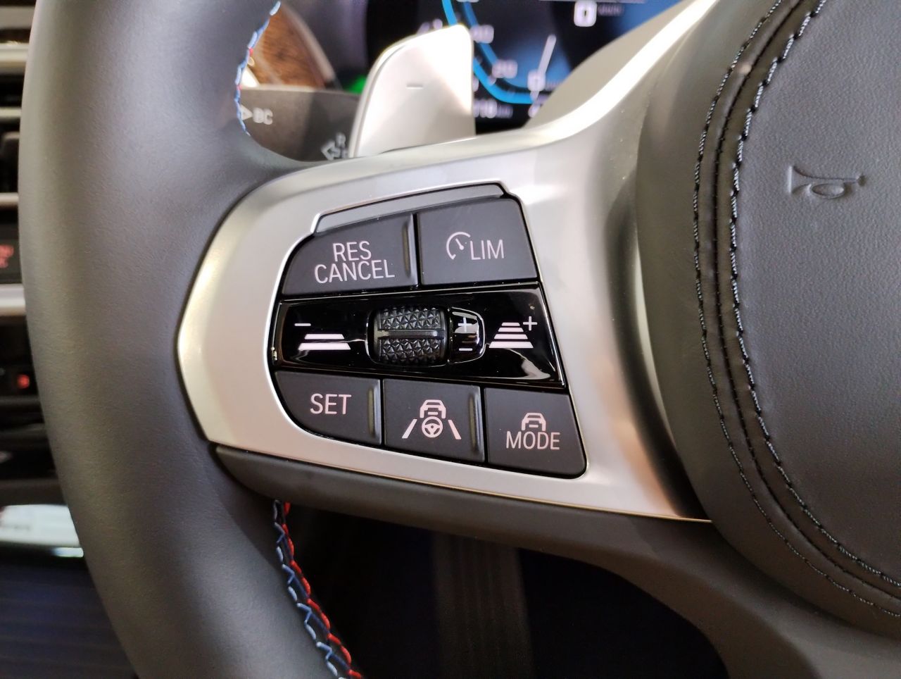 G01 X3 M40i RHD LCI ZA