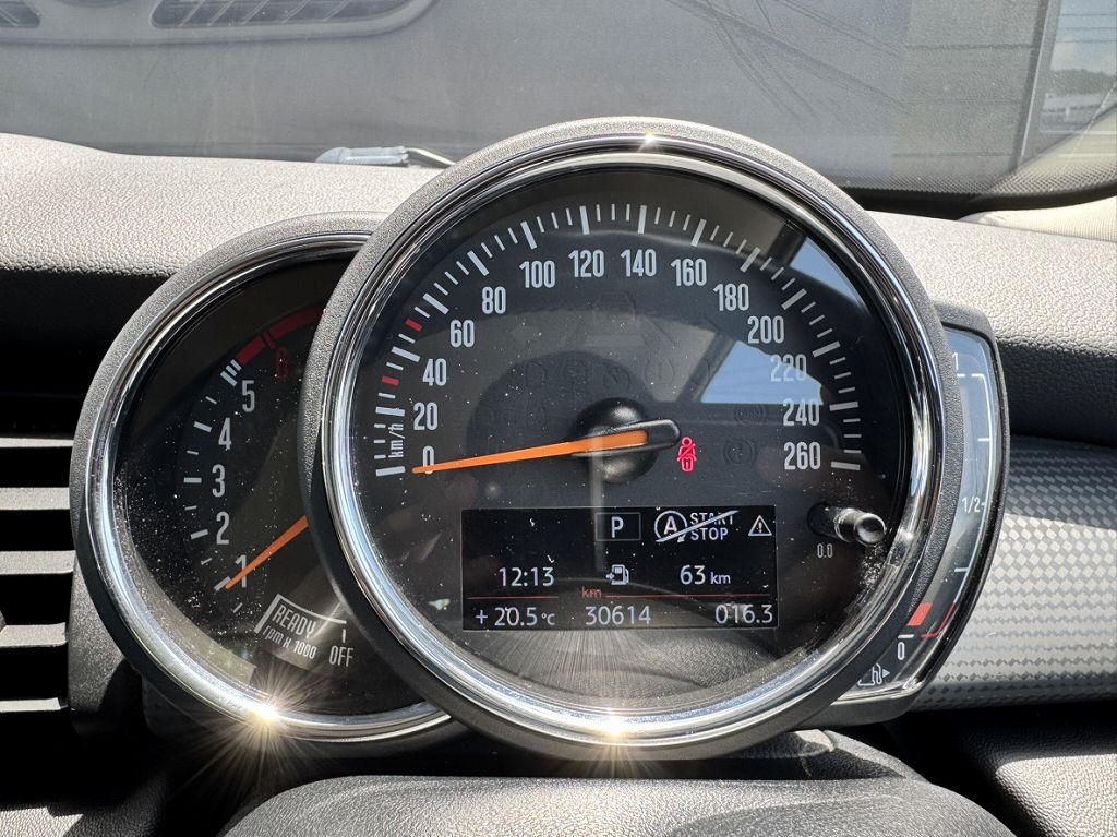 F56 COOPER D (AT)