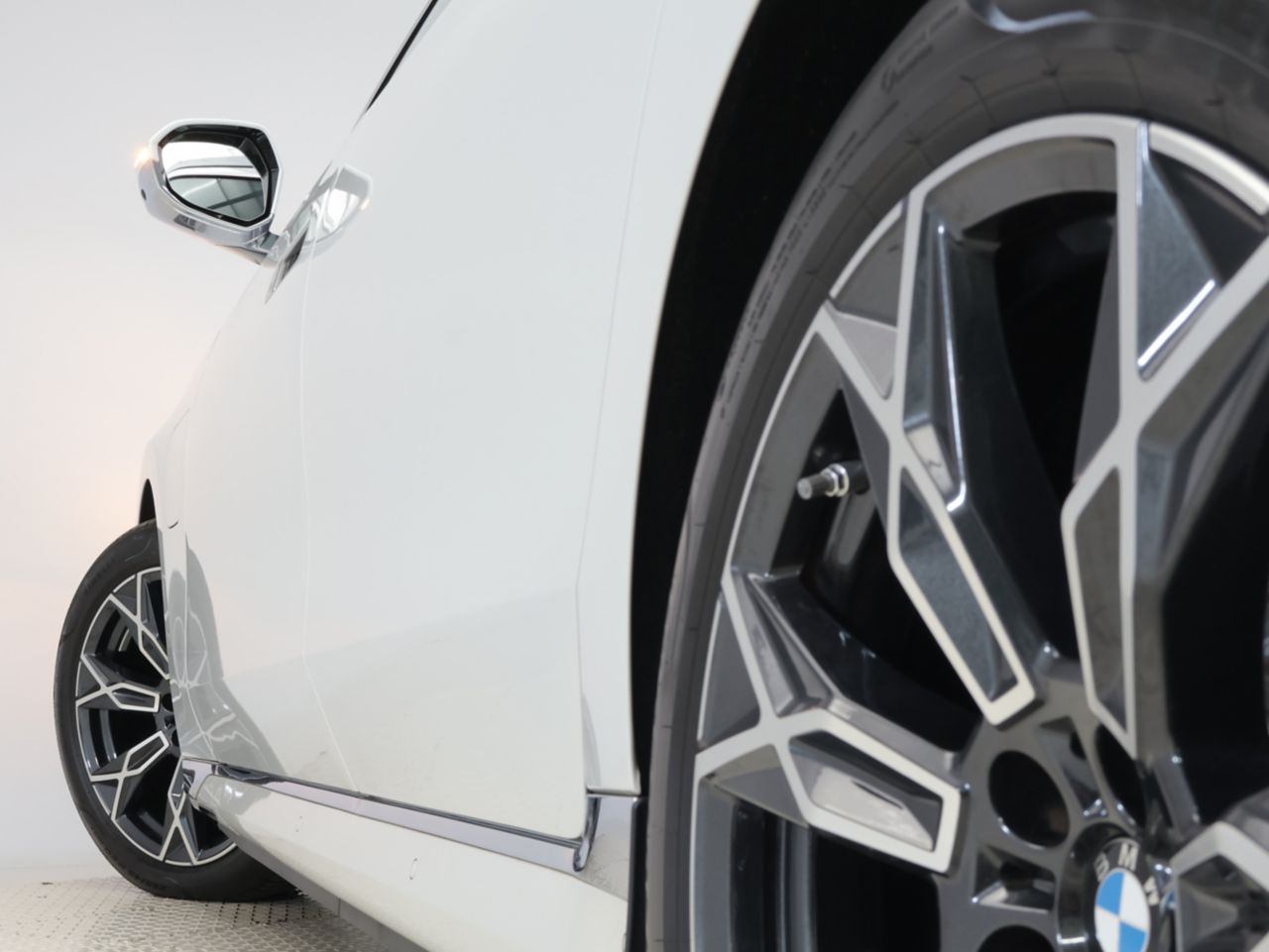 BMW i7 eDrive50 Sedan RHD
