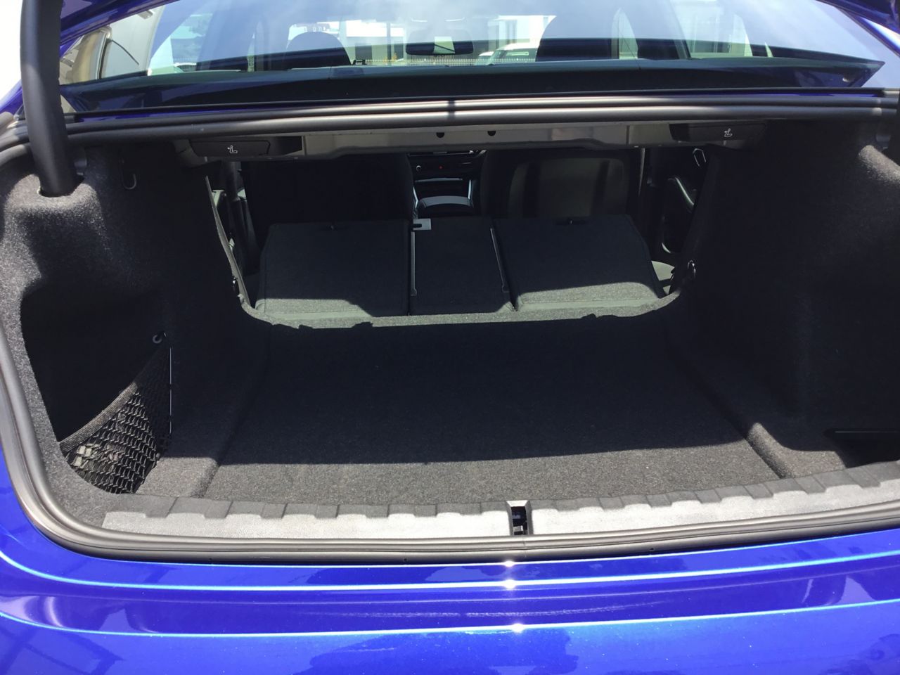 320d xDrive Berline RHD