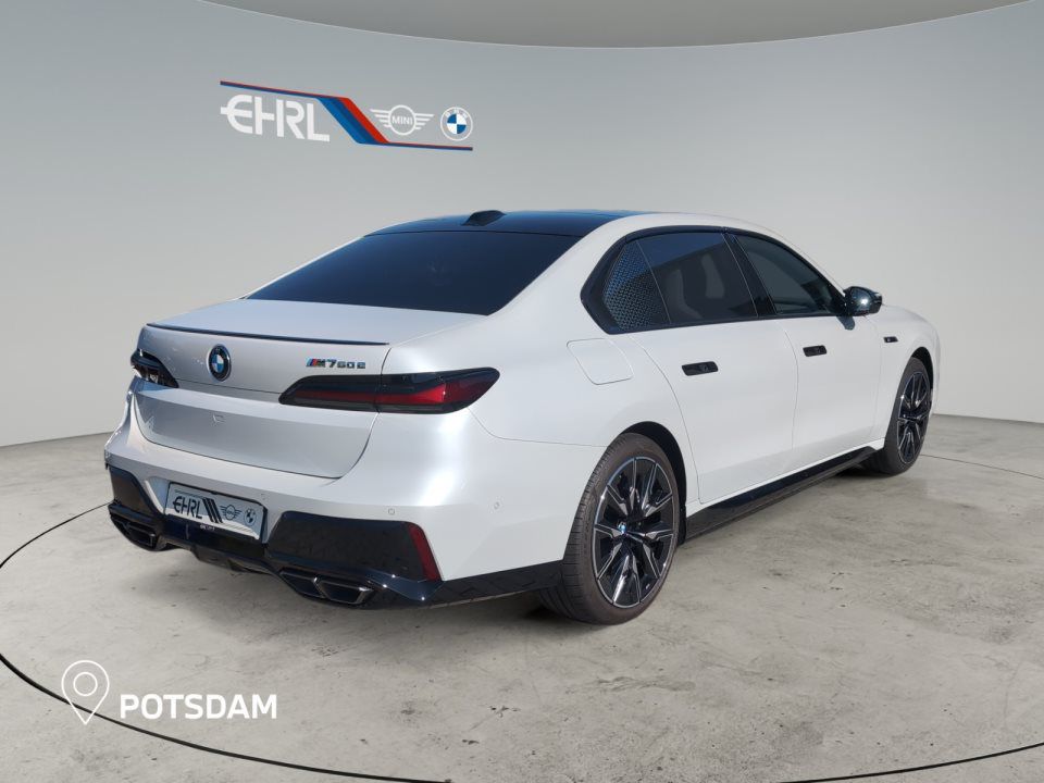 BMW 760