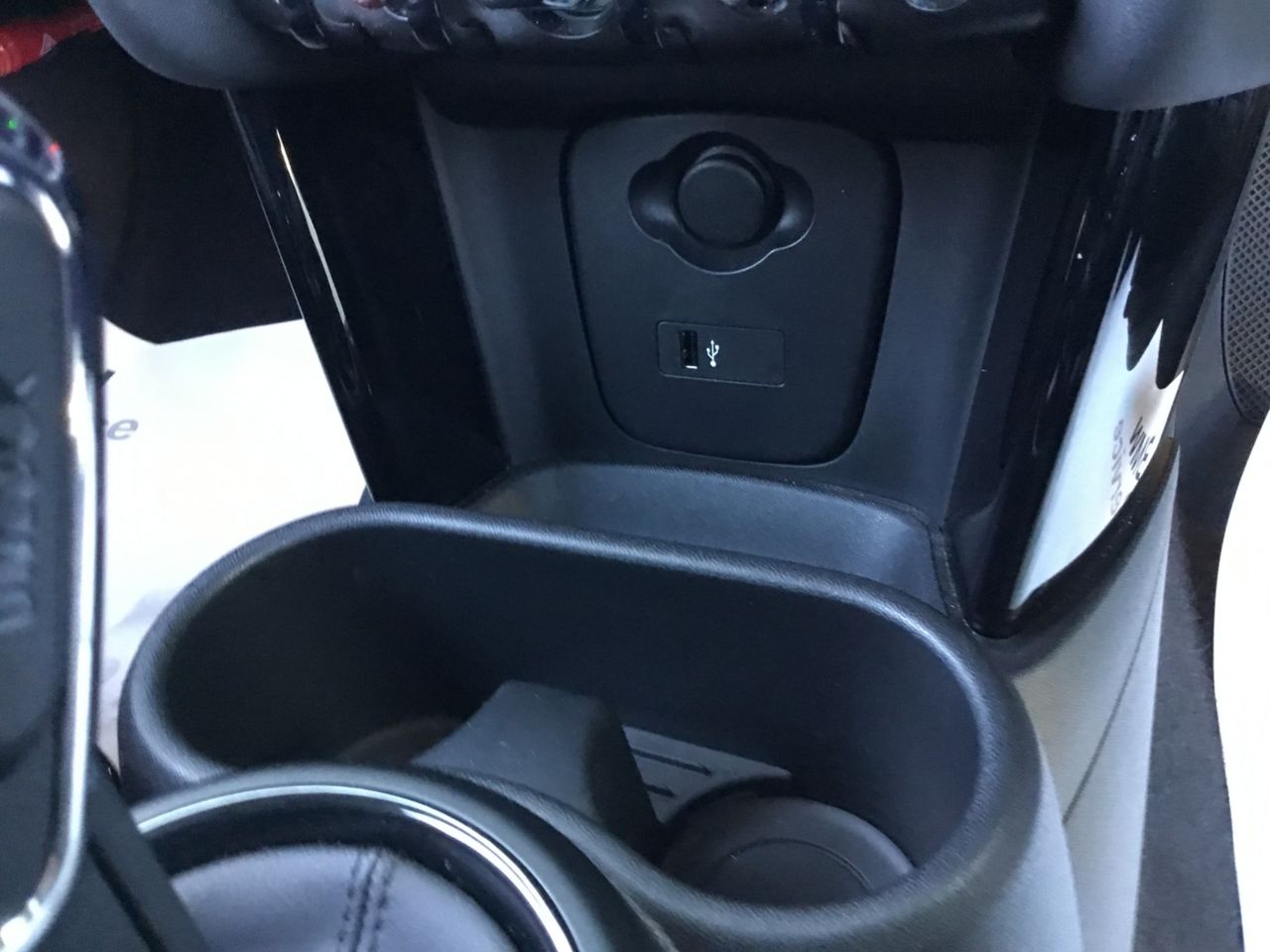 MINI Cooper F56 RHD