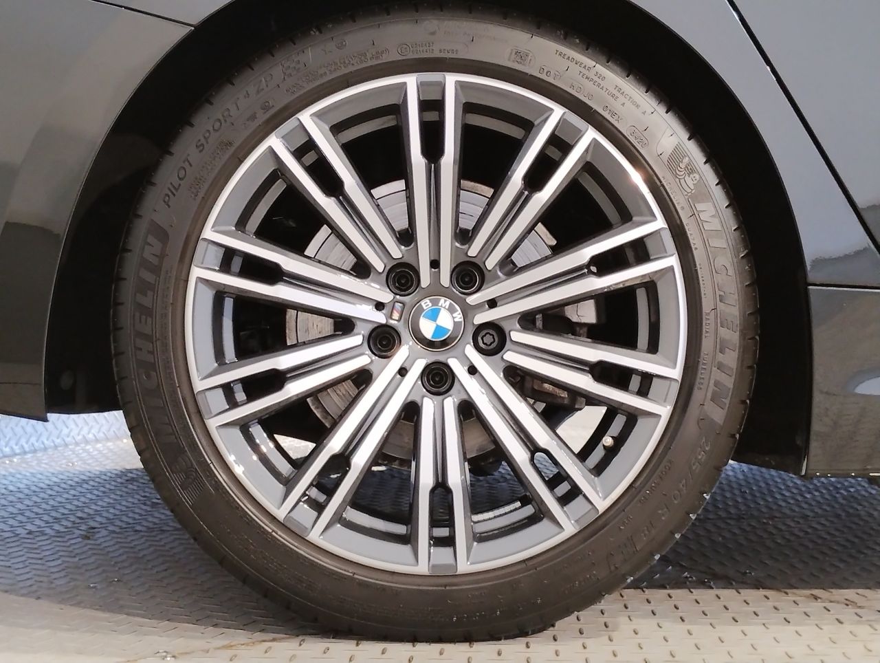 G21 318i Touring