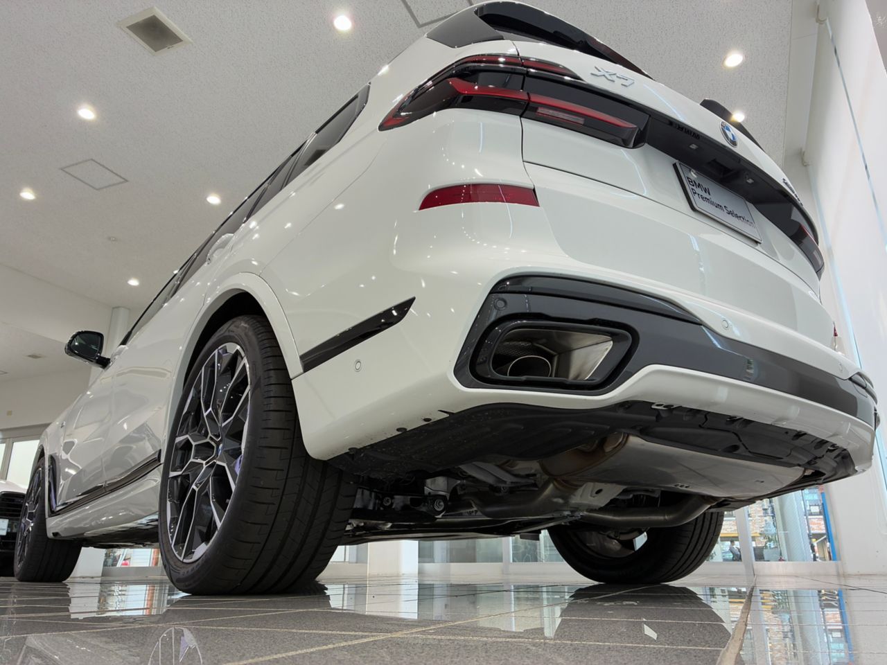 X7 xDrive40d RHD US
