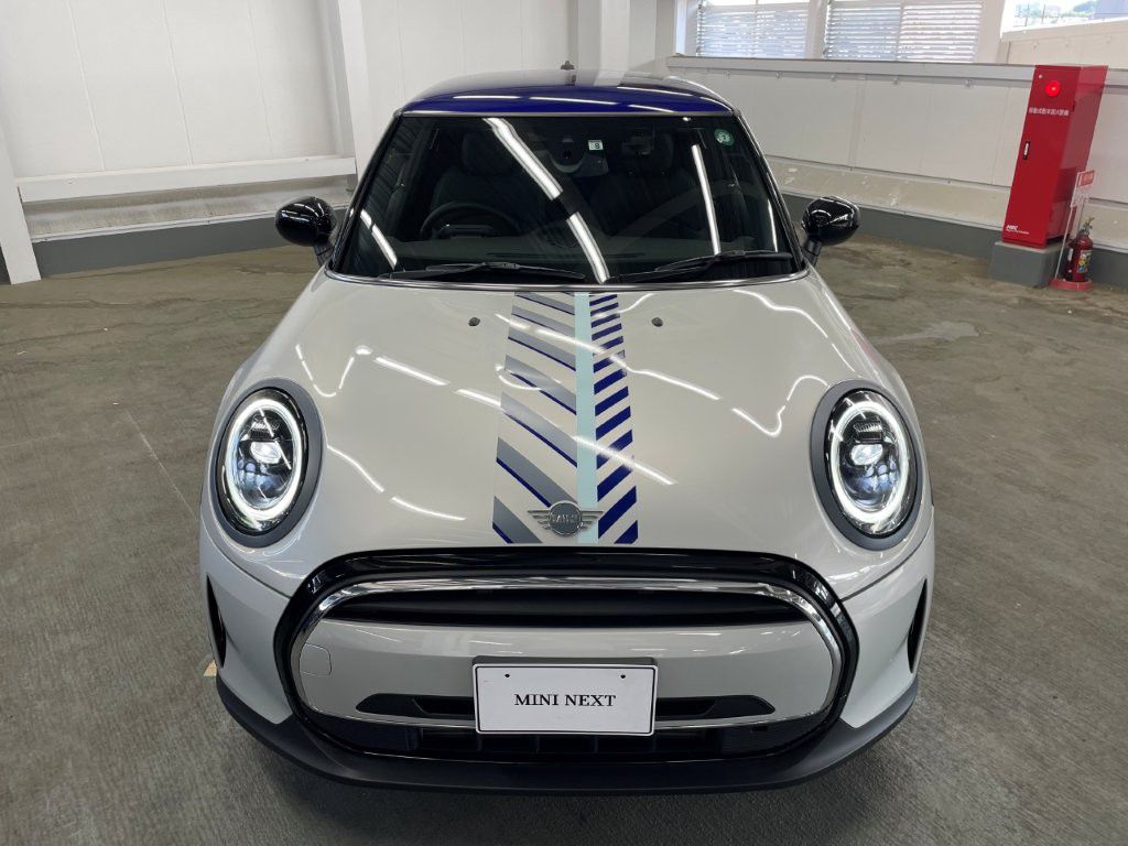 MINI Cooper F56 RHD