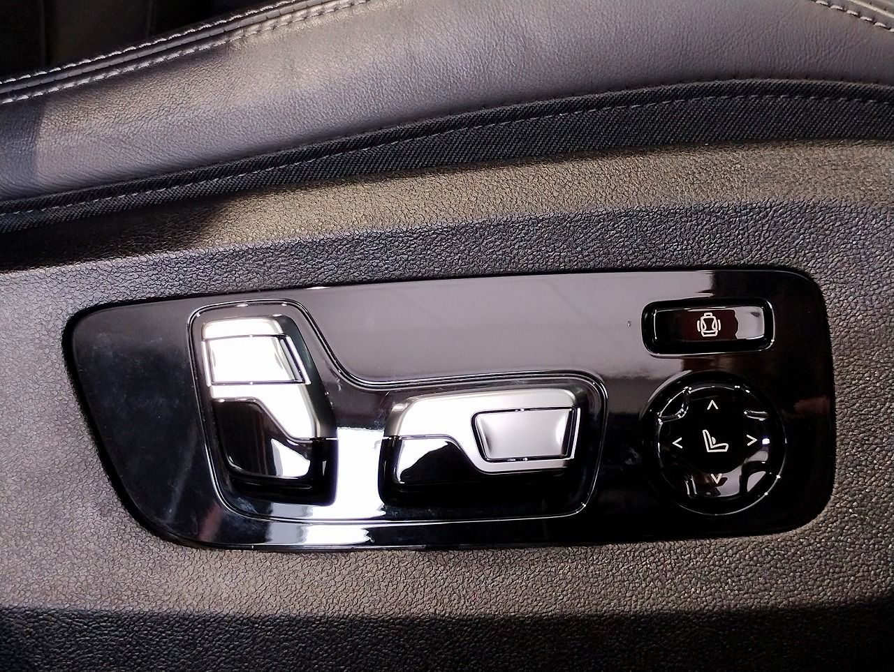 X6 xDrive30d RHD