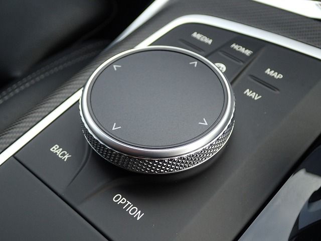 G20 330e Saloon RHD