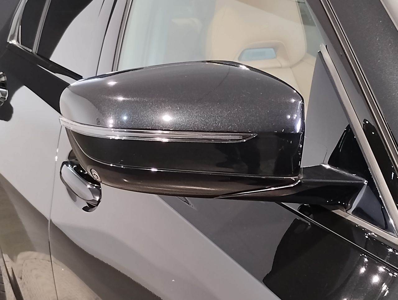 320d xDrive Berline RHD