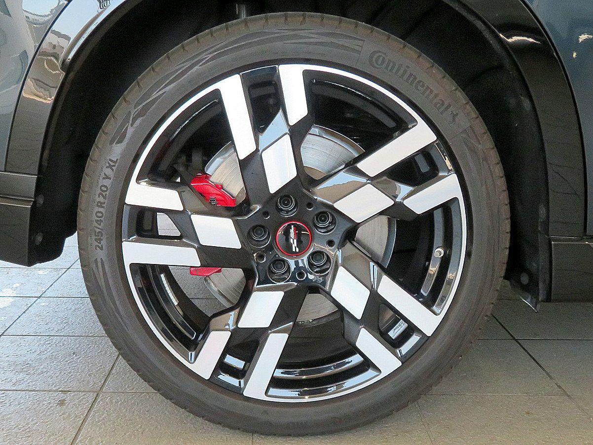 U25 MINI John Cooper Works Countryman ALL4