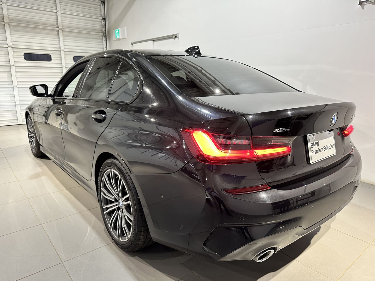 G20 320d xDrive RHD Saloon