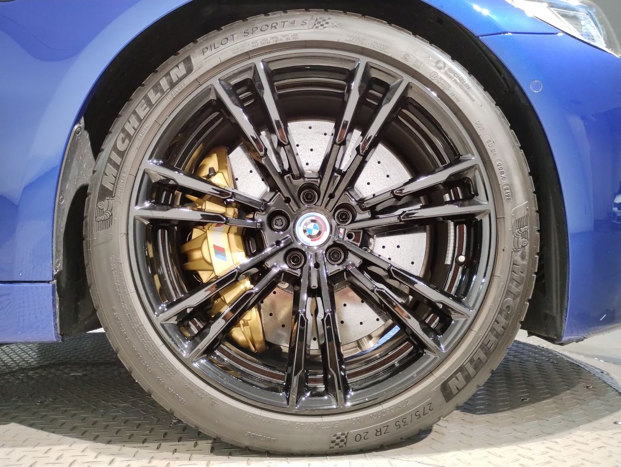 M5 Sedan RHD