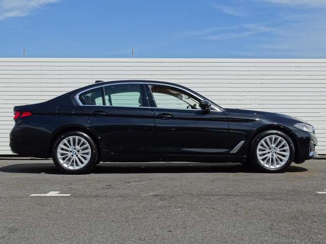 520i Sedan RHD