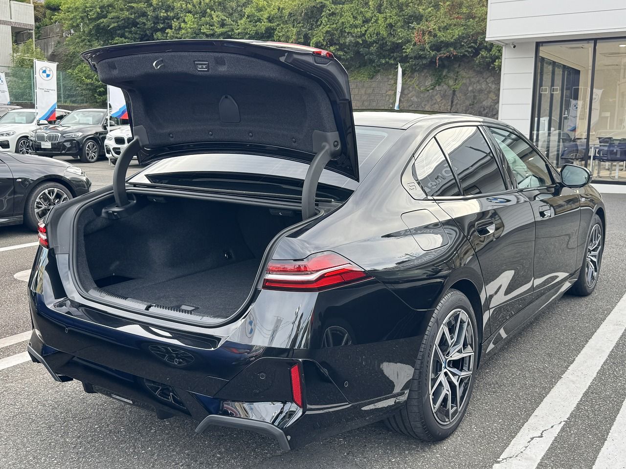BMW i5 eDrive40 Sedan RHD