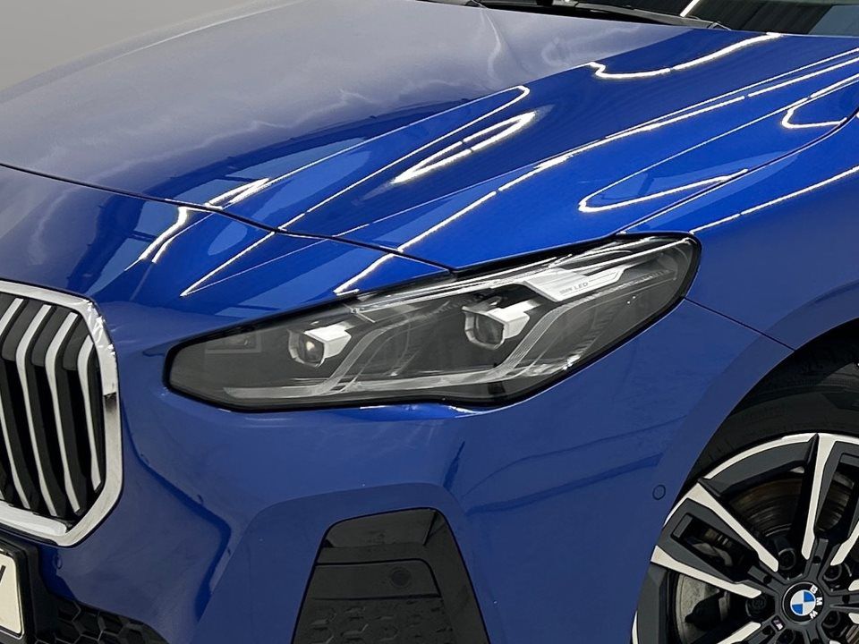 BMW 218
