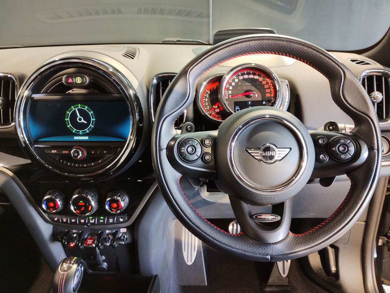MINI CROSSOVER JCW