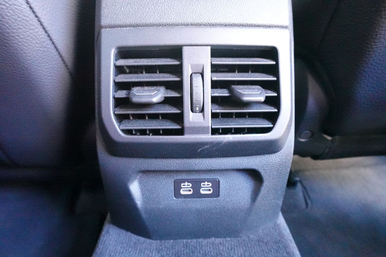 F4* **35i xDrive **** ***** B48 2.0i