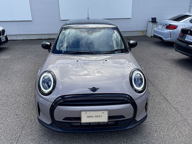 MINI Cooper F56 RHD