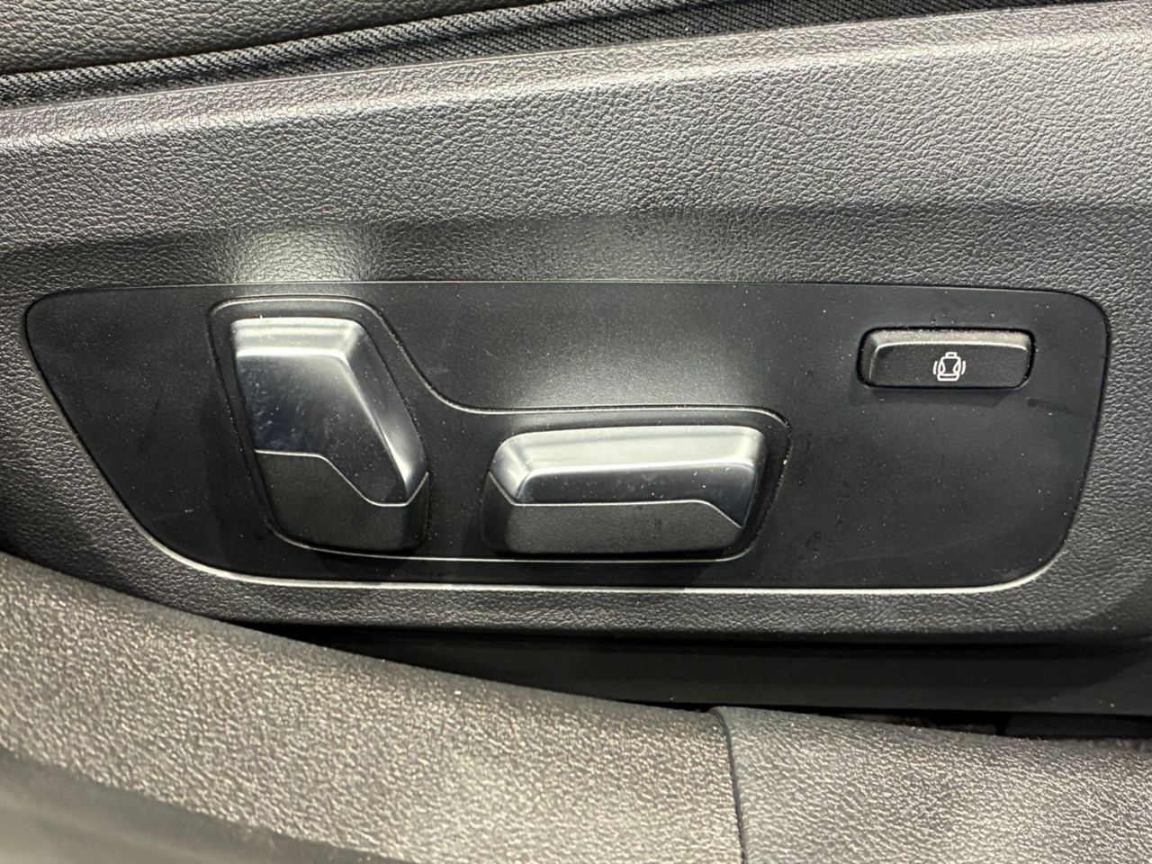 G21 320i Touring LCI RHD