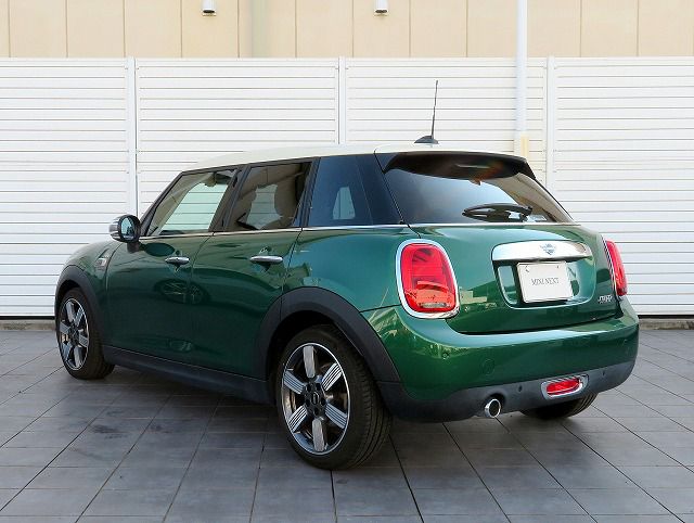 F55 MINI Cooper 5-Door Hatch LCI