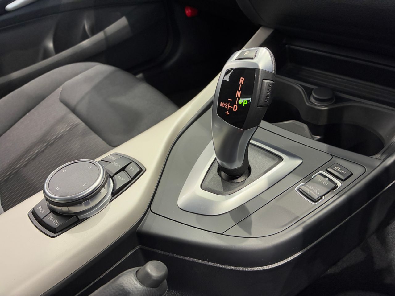 118 5DOOR RHD