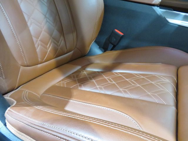 G** 4**i C********** B** 2**i RHD