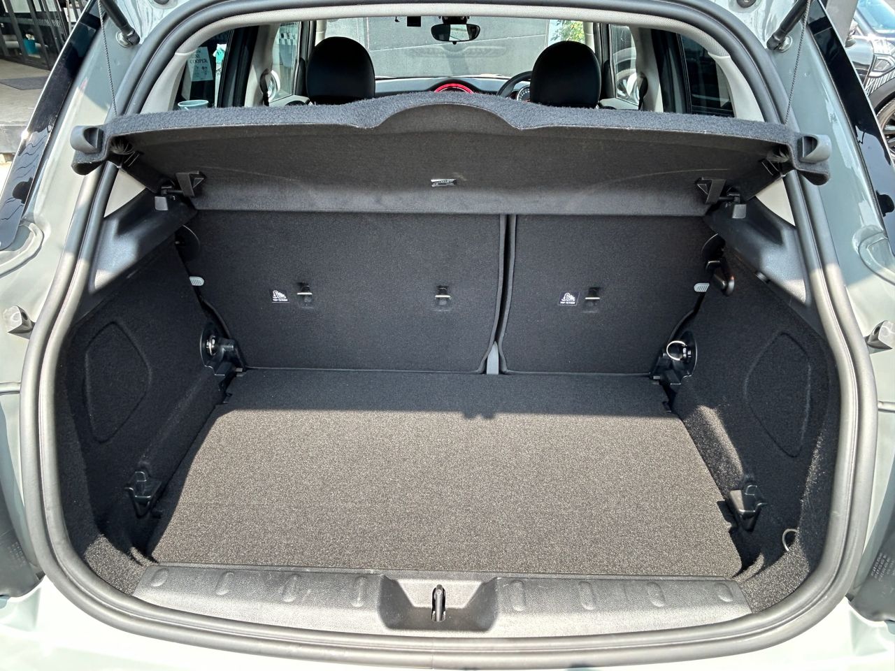 MINI F55 Cooper D 5dr Hatch LCI