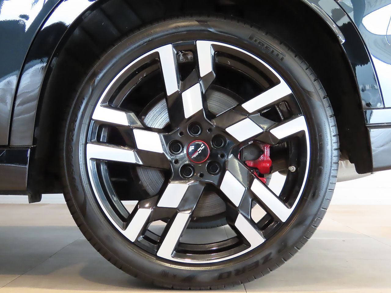 U25 MINI John Cooper Works Countryman ALL4