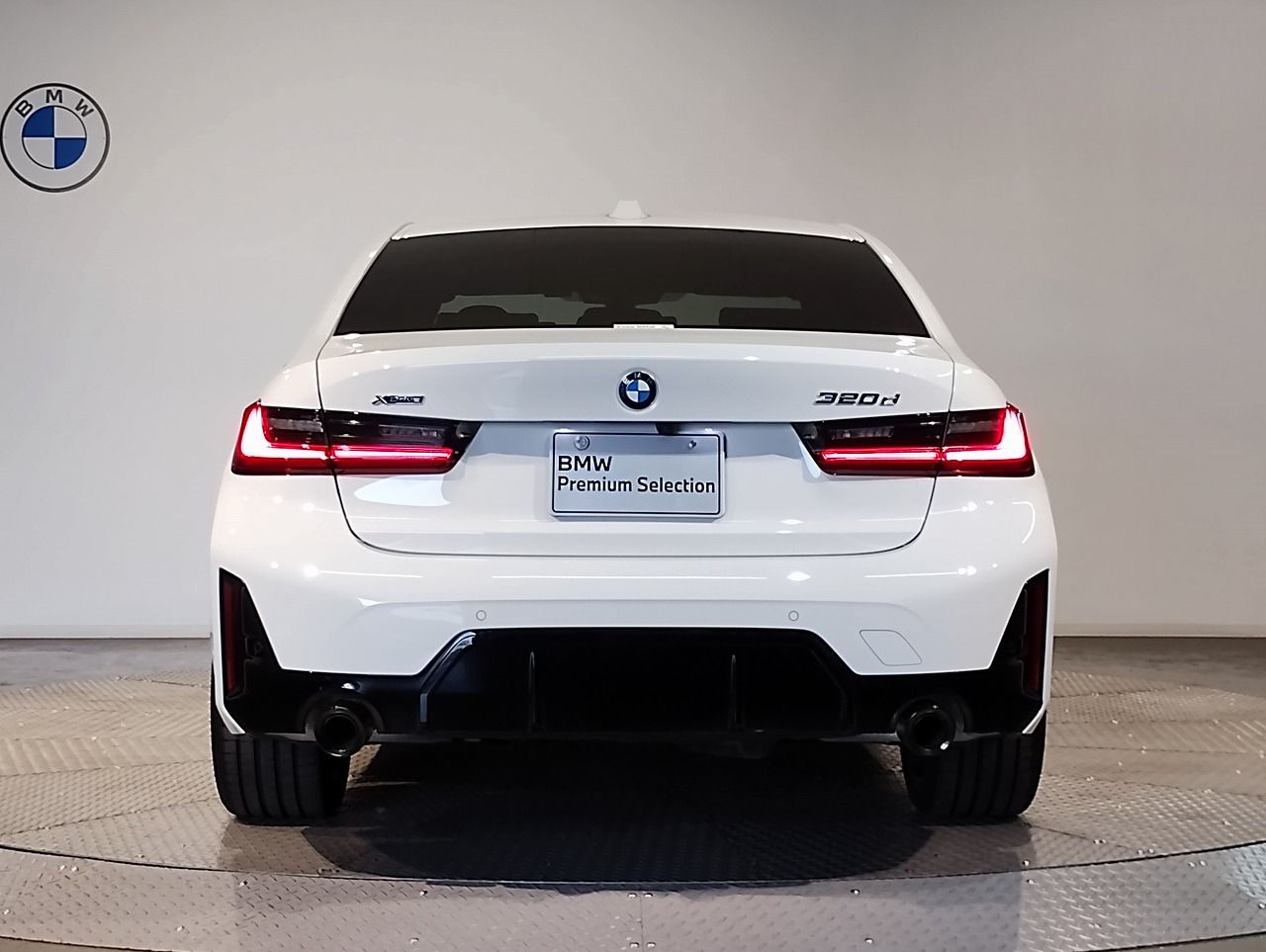 320d xDrive Berline RHD