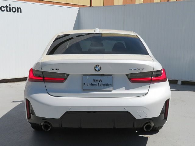 320d xDrive Berline RHD