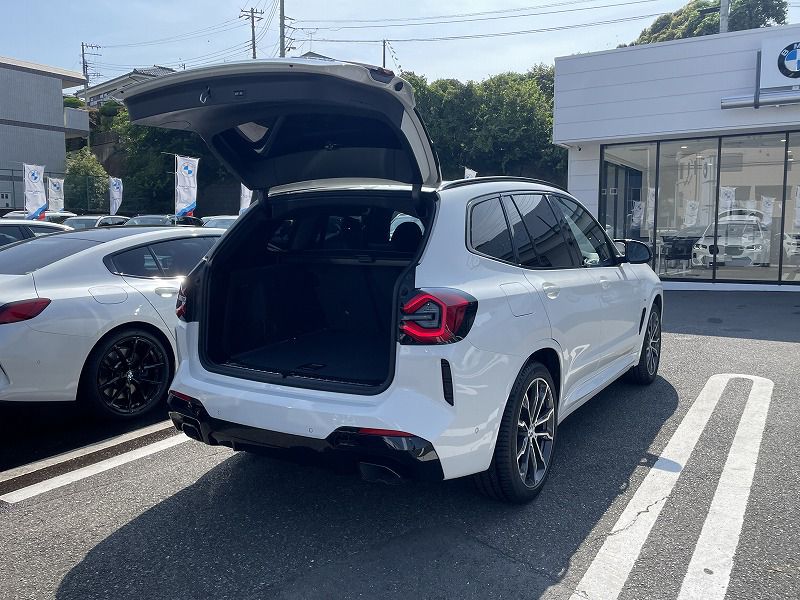 G01 X3 M40i RHD LCI ZA