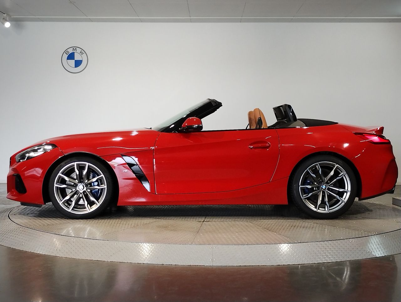 G29 Z4 M40i RHD