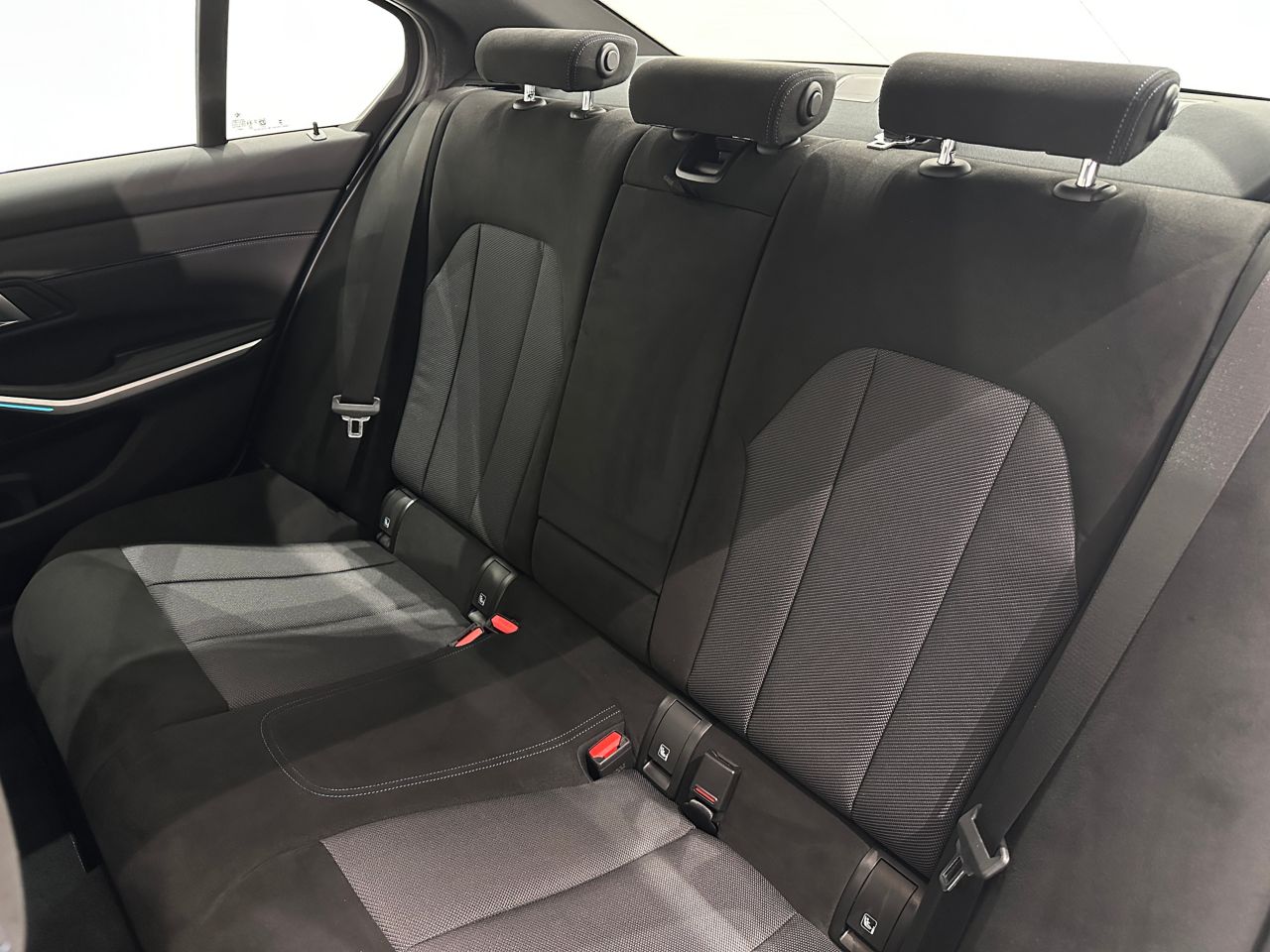 G20 320i Saloon LCI RHD MX
